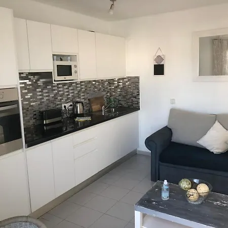 Loma Verde Апартаменти *